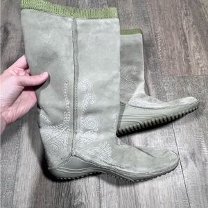 Puma Suede Boots Embroidered Grey Green size 8.5